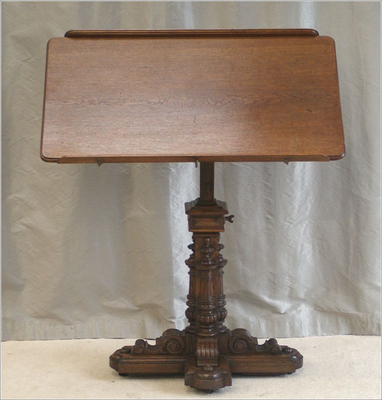 7016 Antique Oak Reading Table, Lectern